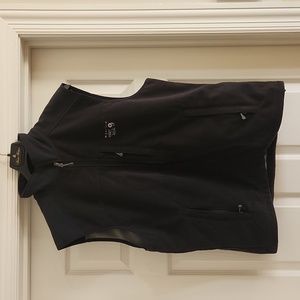 Men's vest by Mountain Hardware, size Large, color is black